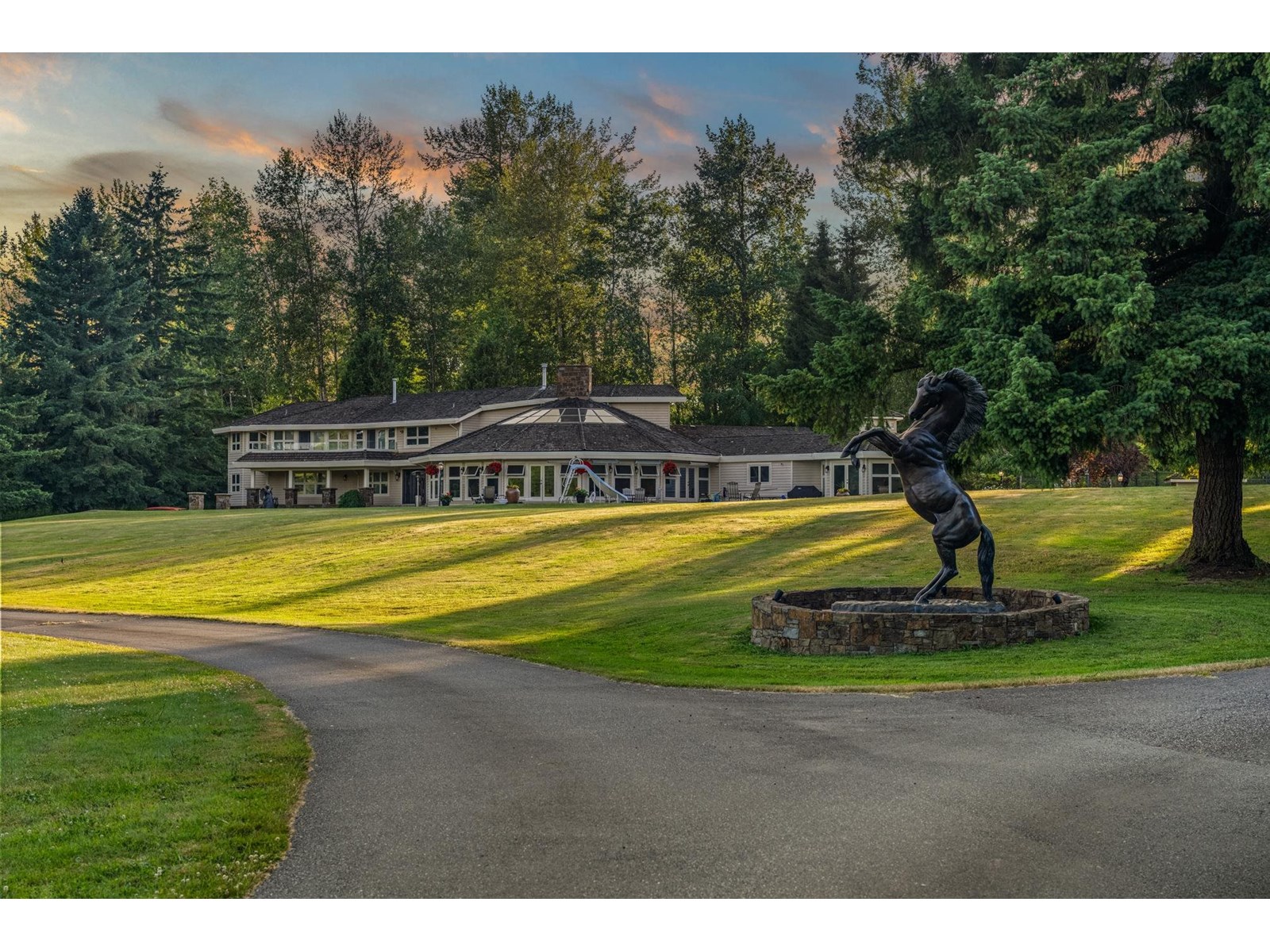 6895 272 STREET, Langley