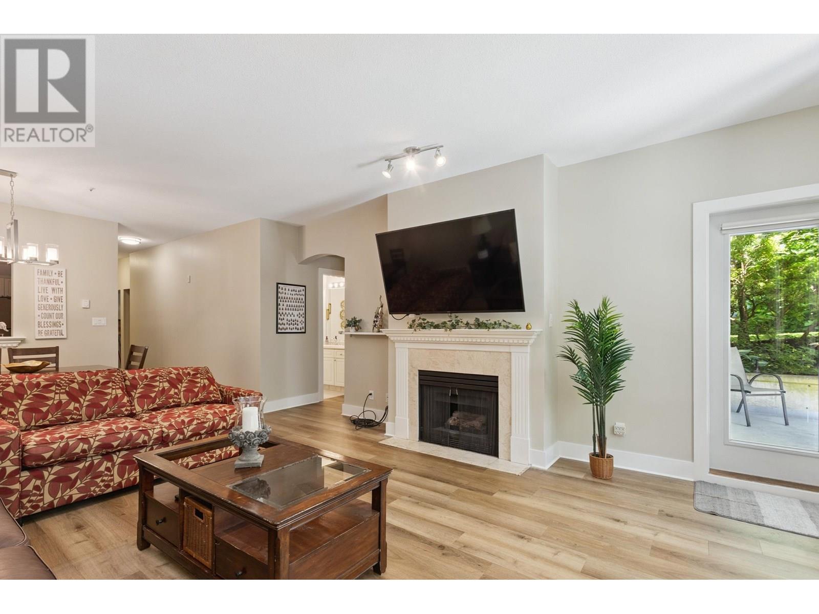 Photo 4 of 130 5835 Hampton Place, Vancouver BC
