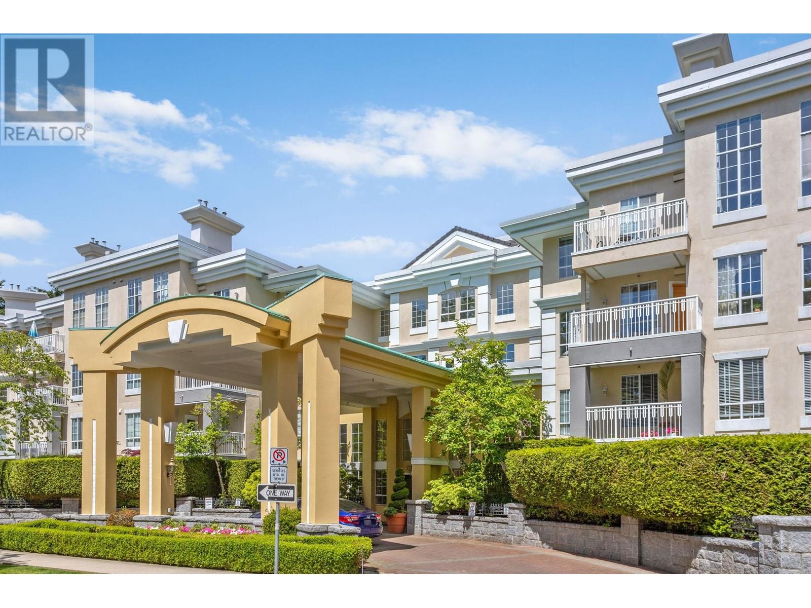 Photo 1 of 130 5835 Hampton Place, Vancouver BC