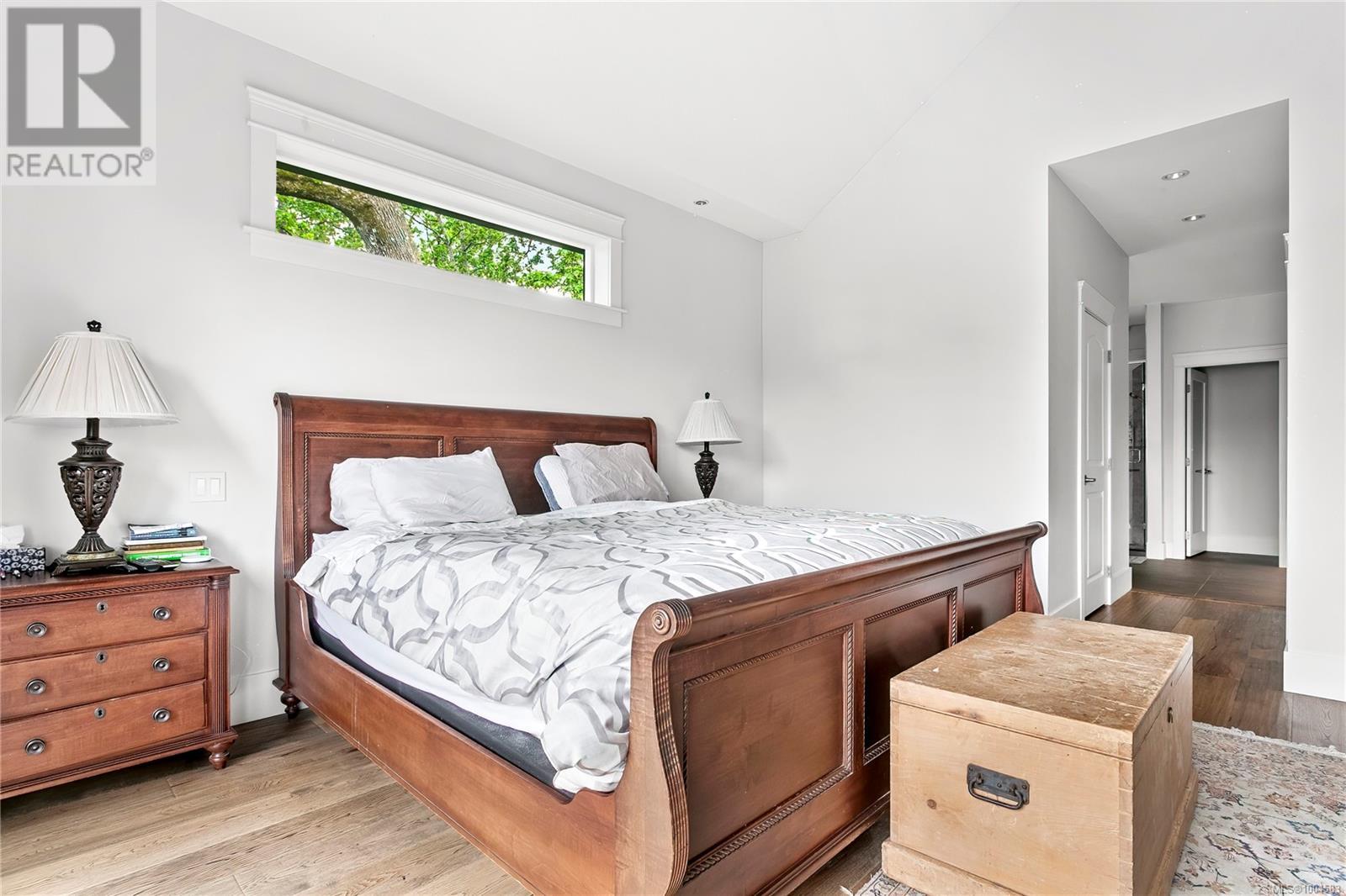Photo 10 of 1430 Payton Pl, Saanich BC