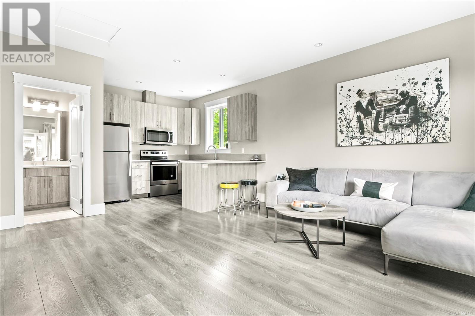 Photo 20 of 1430 Payton Pl, Saanich BC