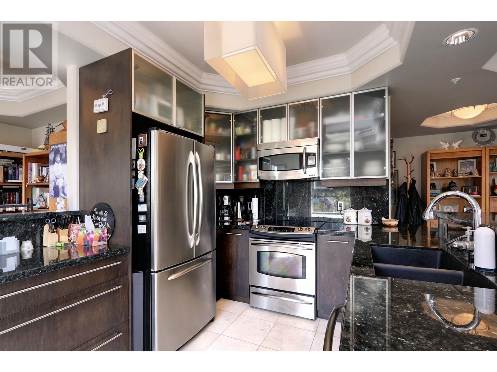 2211 3178 Via Centrale Drive, Kelowna