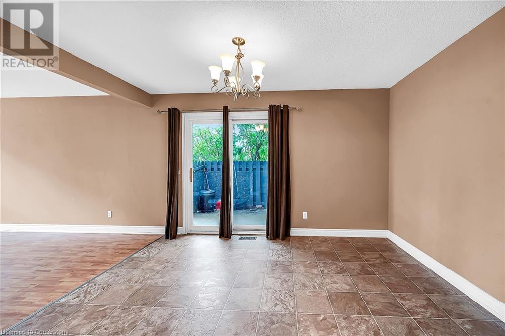 Photo 29 of 977 Francis Road Unit 2, Burlington ON