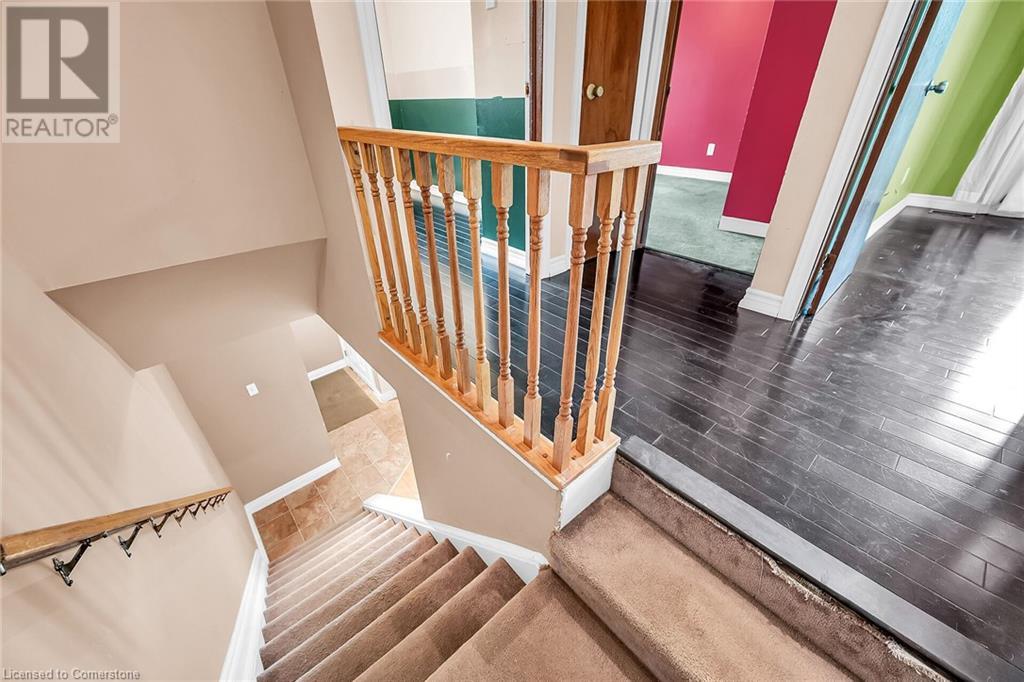 Photo 10 of 977 Francis Road Unit 2, Burlington ON