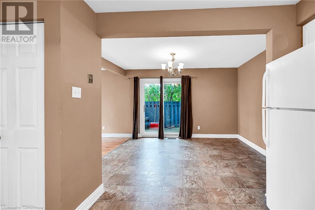 Photo 30 of 977 Francis Road Unit 2, Burlington ON