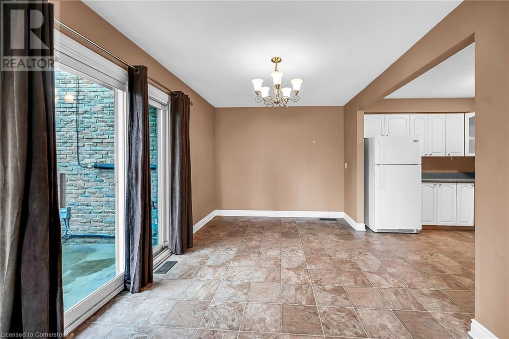 Photo 32 of 977 Francis Road Unit 2, Burlington ON