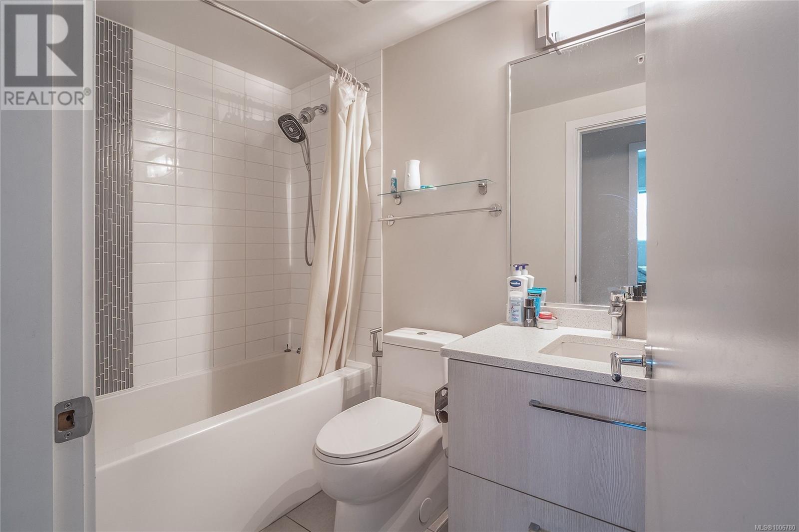 #408 1090 JOHNSON ST - Image 8