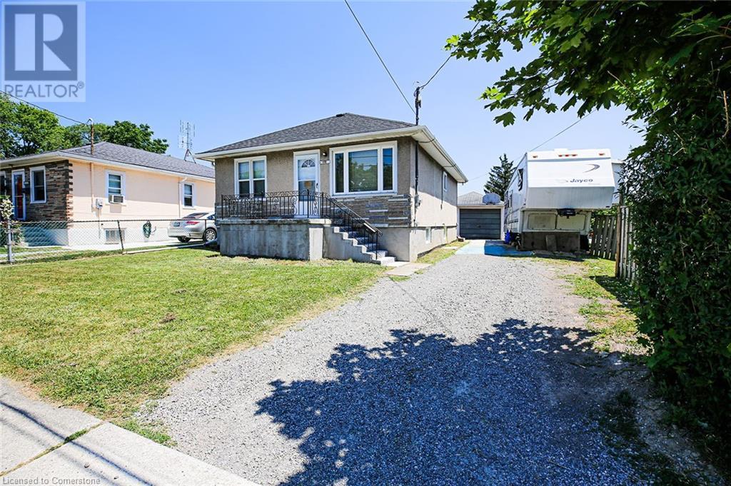 Photo 1 of 118 Morton Street, Thorold ON