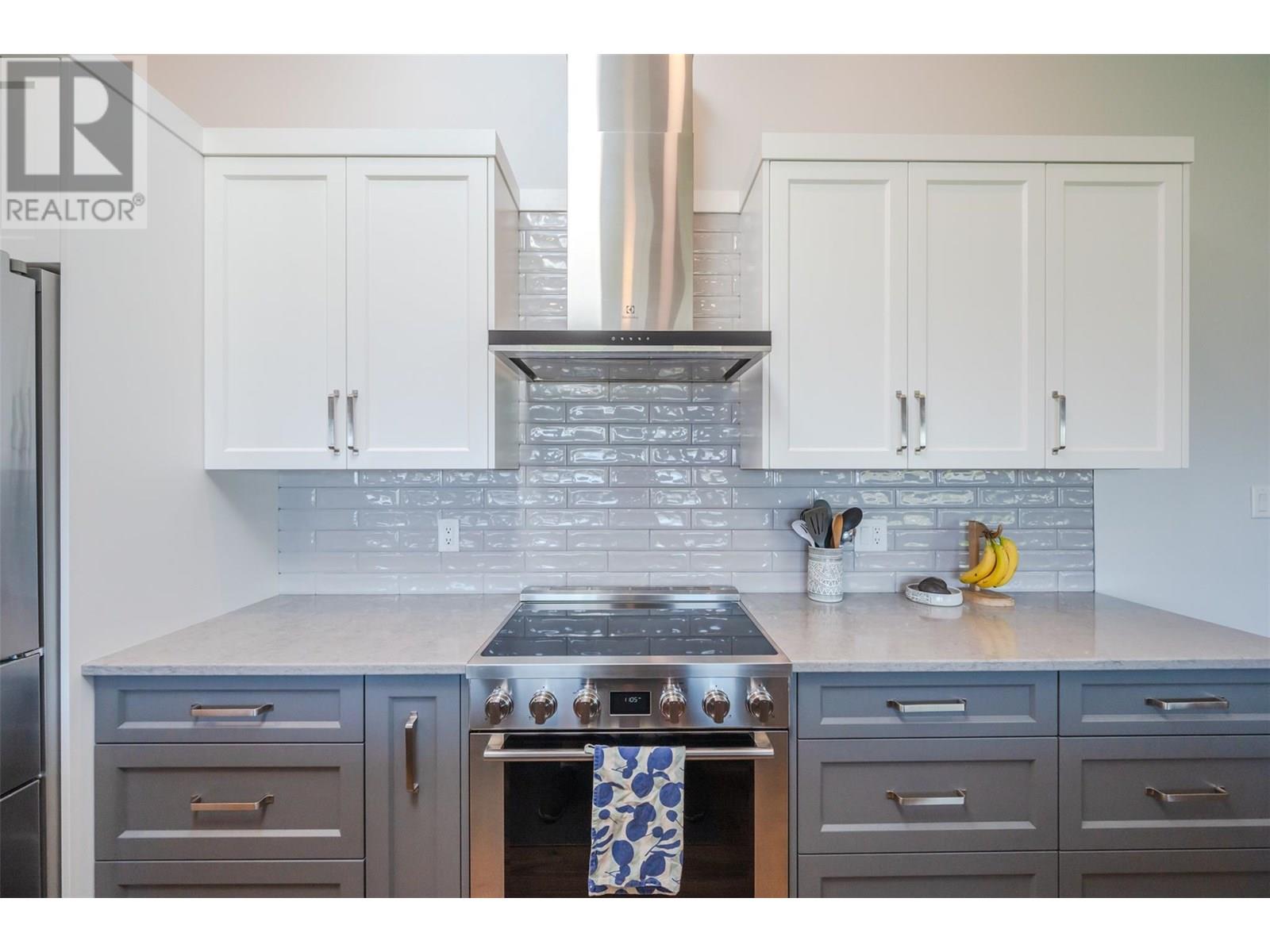 153 WESTVIEW Drive, Penticton