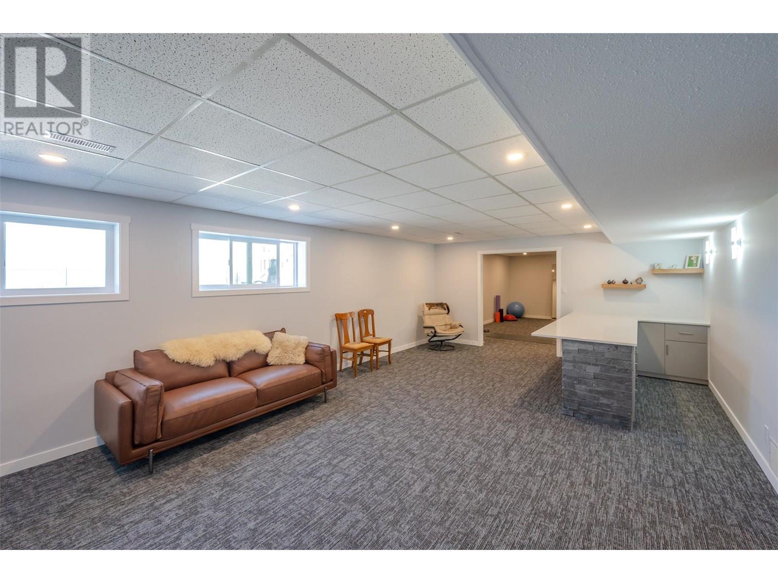 153 WESTVIEW Drive, Penticton