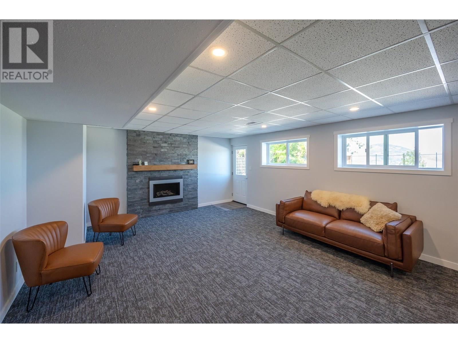 153 WESTVIEW Drive, Penticton