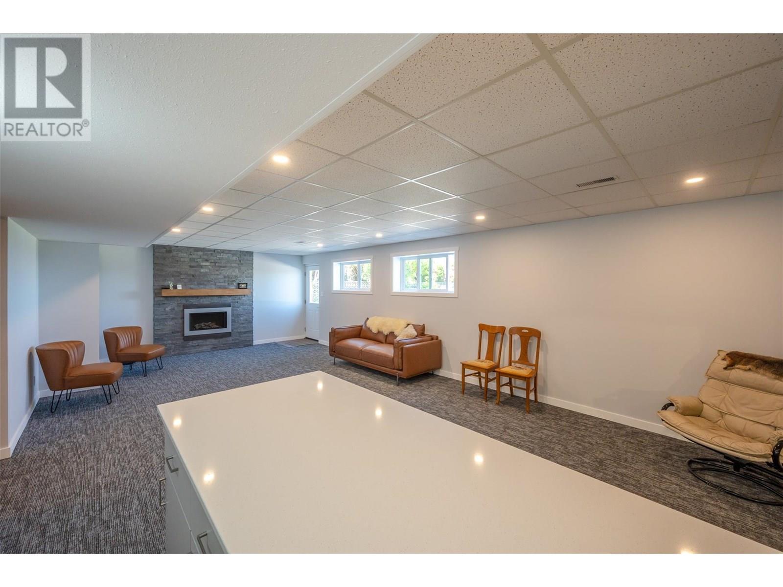 153 WESTVIEW Drive, Penticton