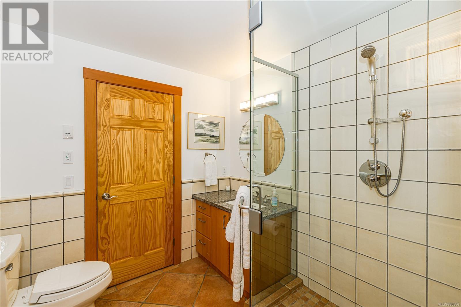 224 Pringle Farm Rd, Salt Spring