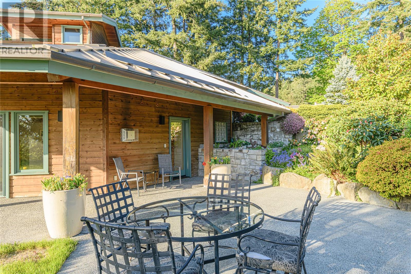 224 Pringle Farm Rd, Salt Spring
