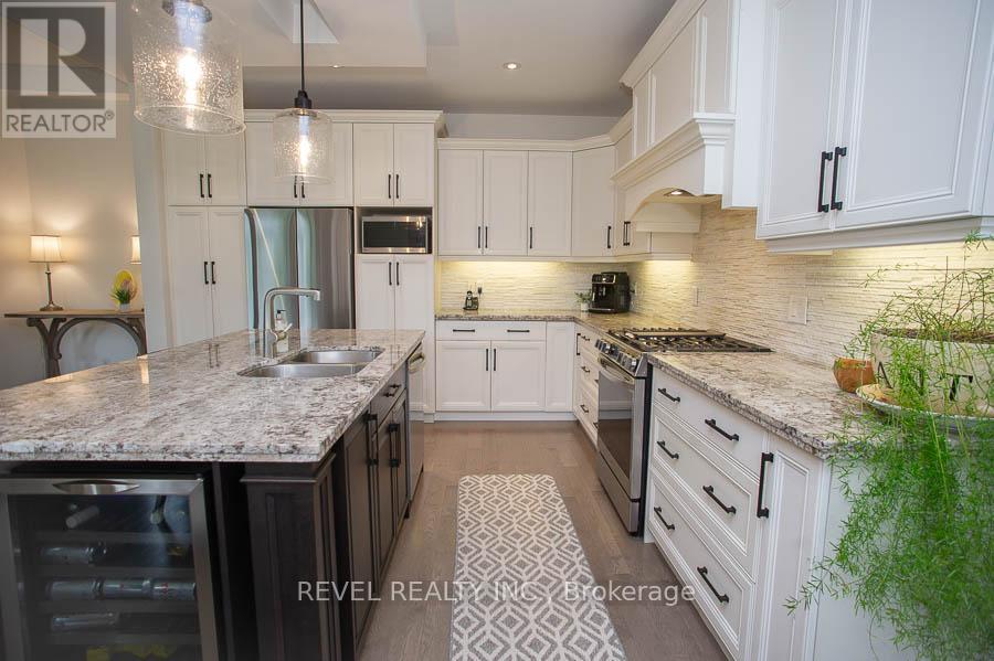 Photo 29 of 6 158 Willow Street, Brant ON
