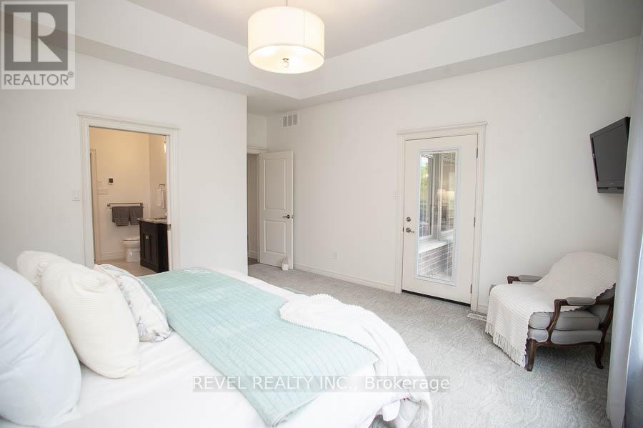 Photo 37 of 6 158 Willow Street, Brant ON