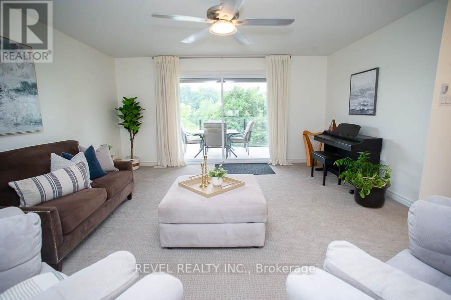 Photo 13 of 6 158 Willow Street, Brant ON