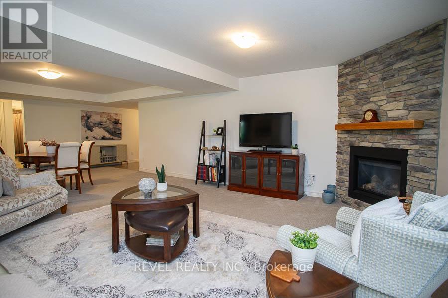 Photo 24 of 6 158 Willow Street, Brant ON
