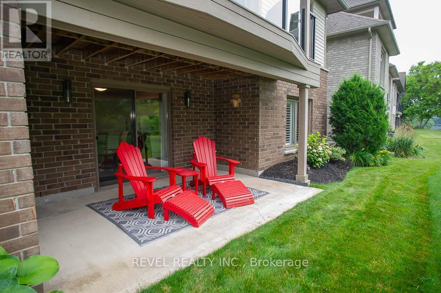 Photo 7 of 6 158 Willow Street, Brant ON