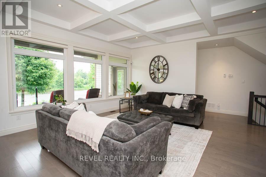 Photo 38 of 6 158 Willow Street, Brant ON