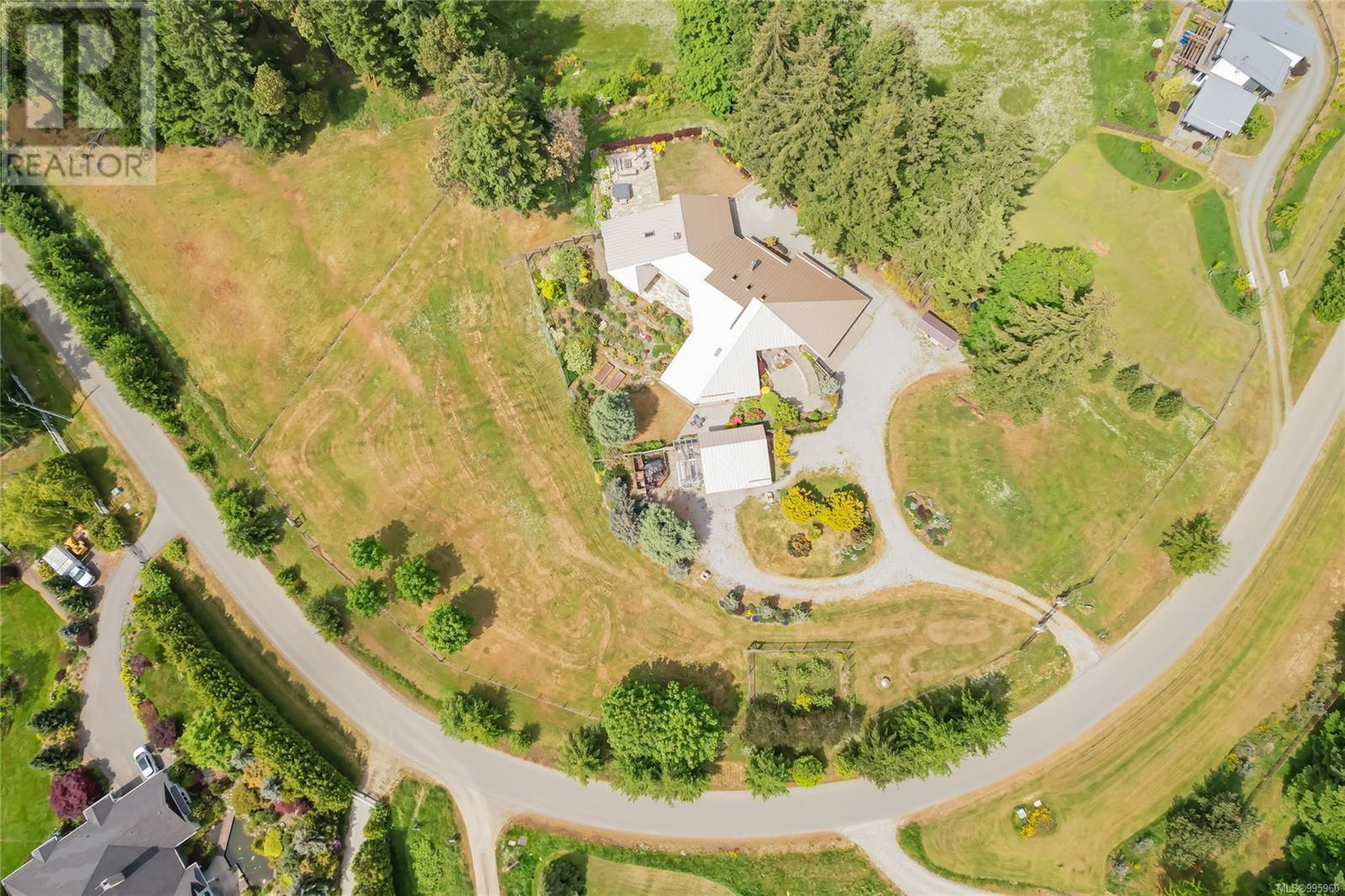 224 Pringle Farm Rd, Salt Spring
