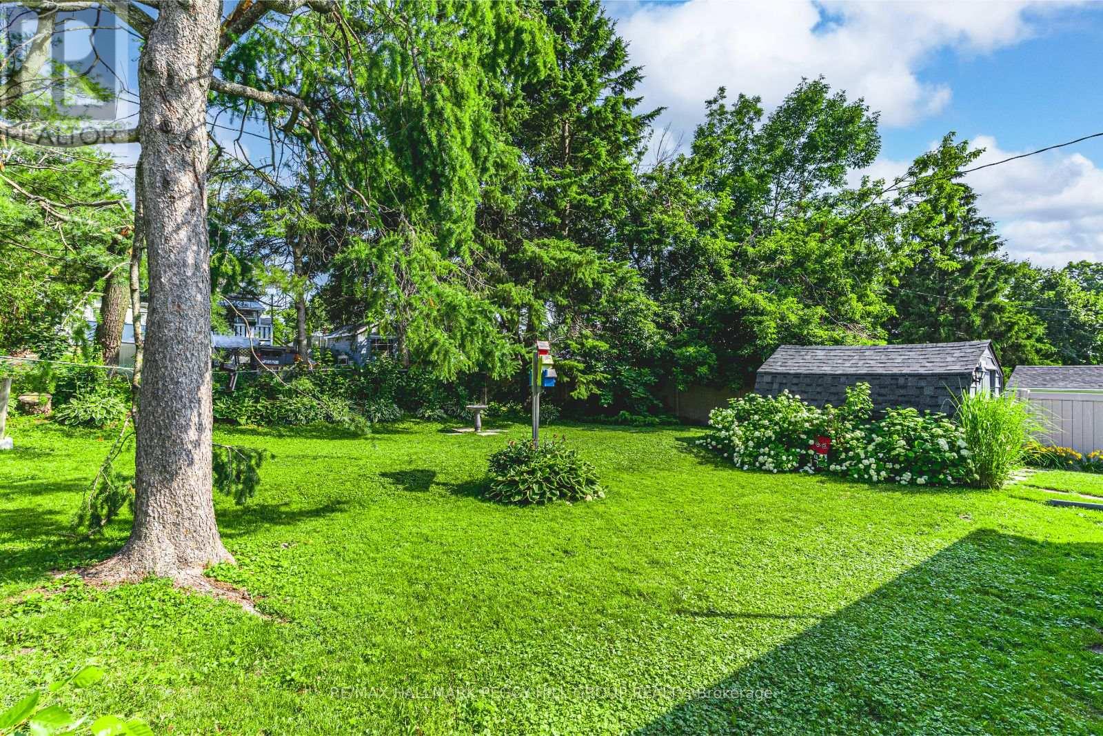 Photo 12 of 29 Argyle Avenue, Orillia ON
