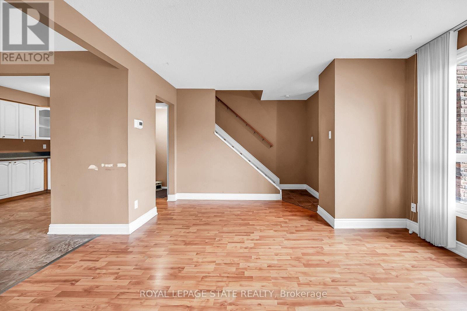 Photo 29 of 2 977 Francis Road, Burlington ON