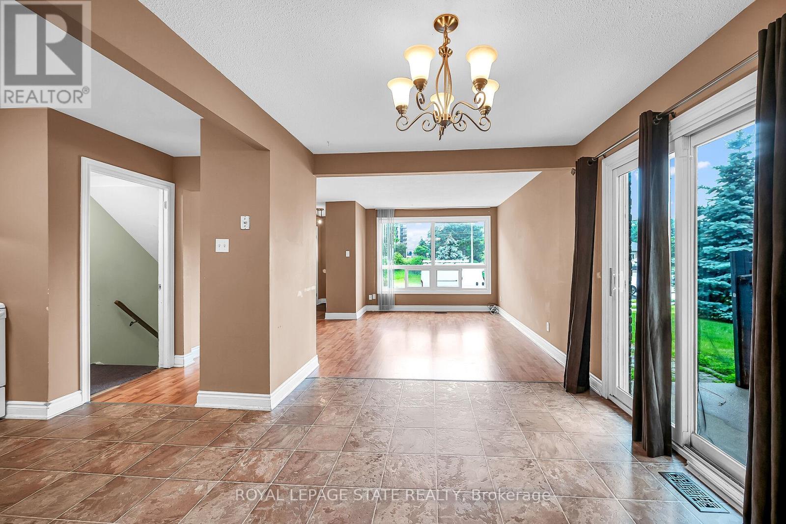 Photo 19 of 2 977 Francis Road, Burlington ON