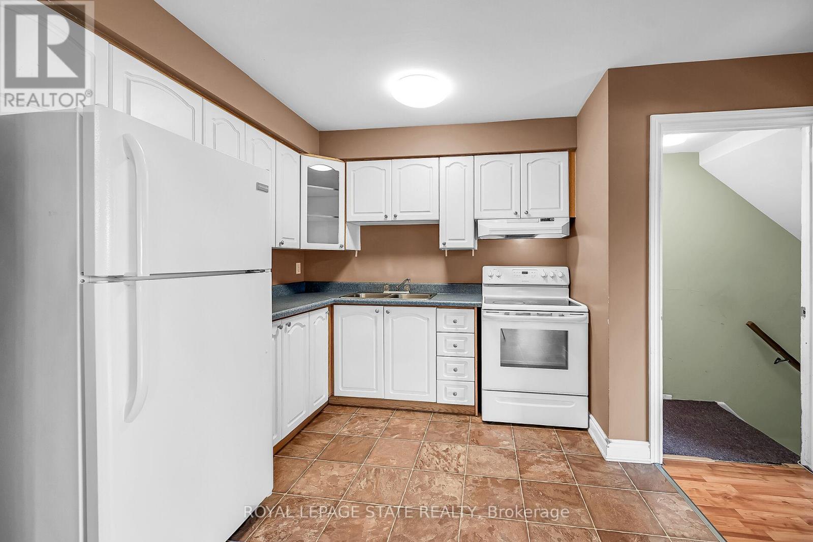Photo 32 of 2 977 Francis Road, Burlington ON