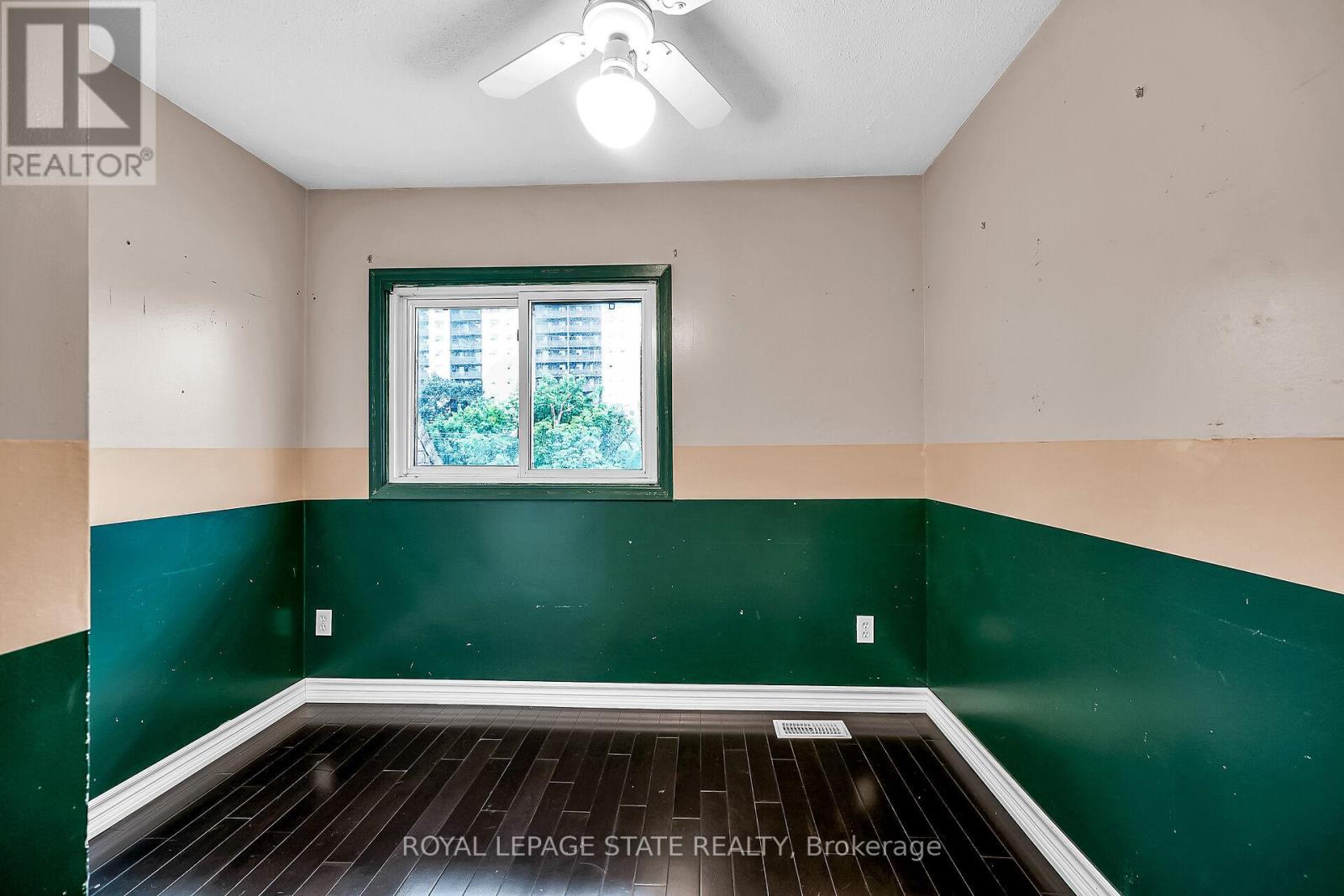 Photo 24 of 2 977 Francis Road, Burlington ON