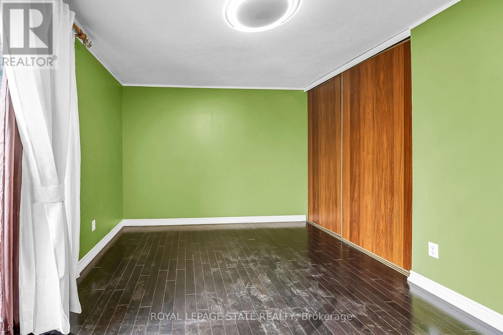 Photo 26 of 2 977 Francis Road, Burlington ON