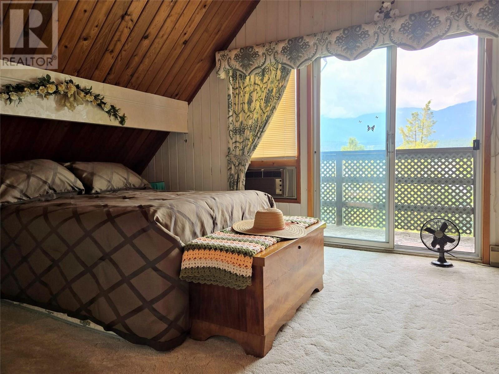 782 Lakeview Road, Invermere