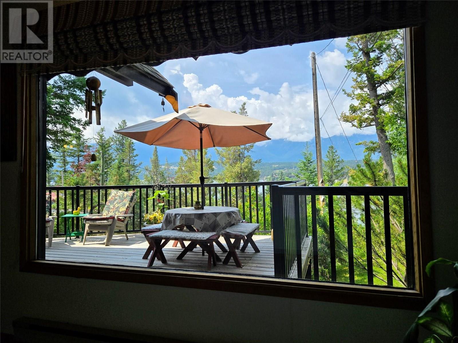 782 Lakeview Road, Invermere