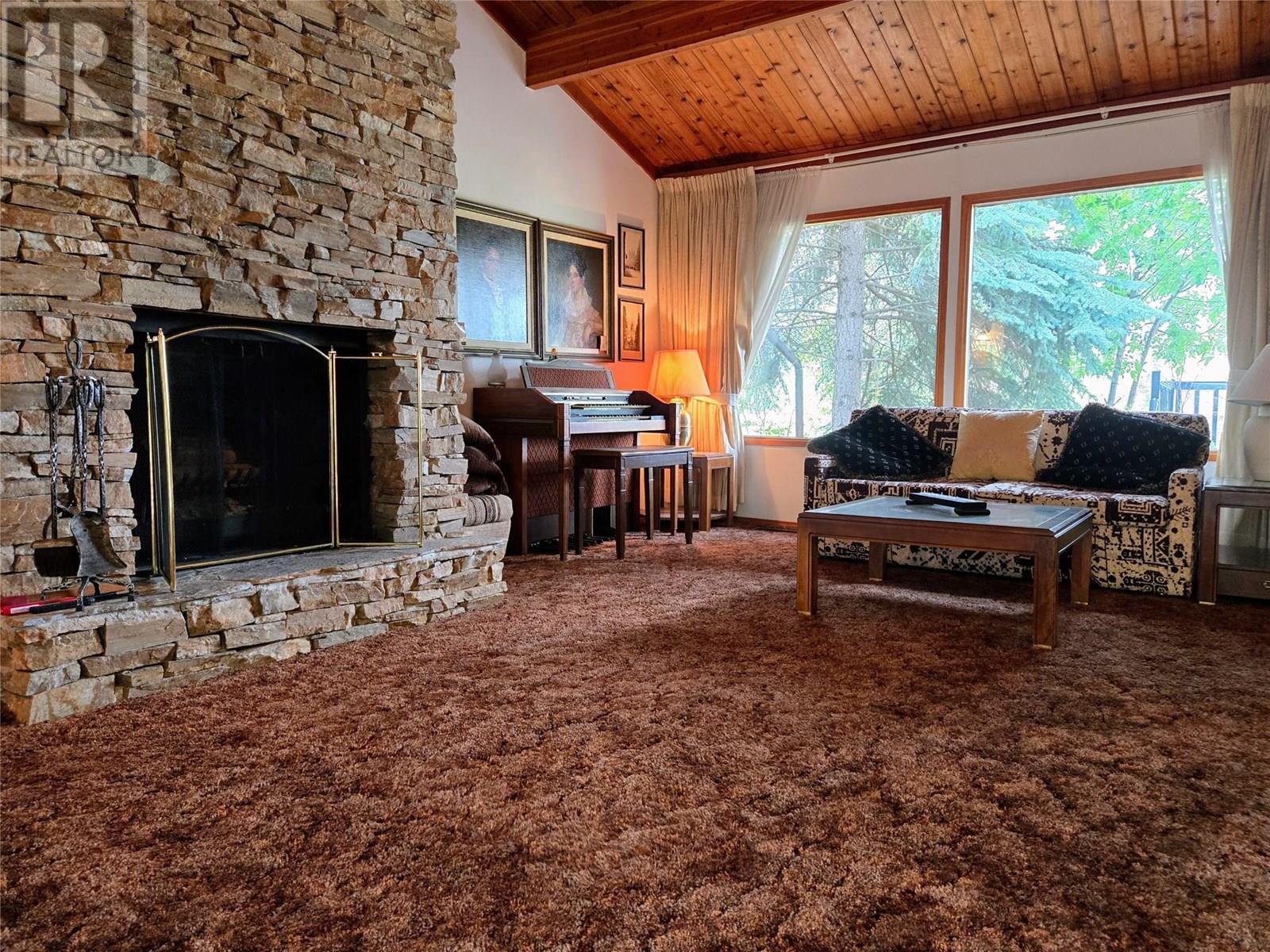 782 Lakeview Road, Invermere