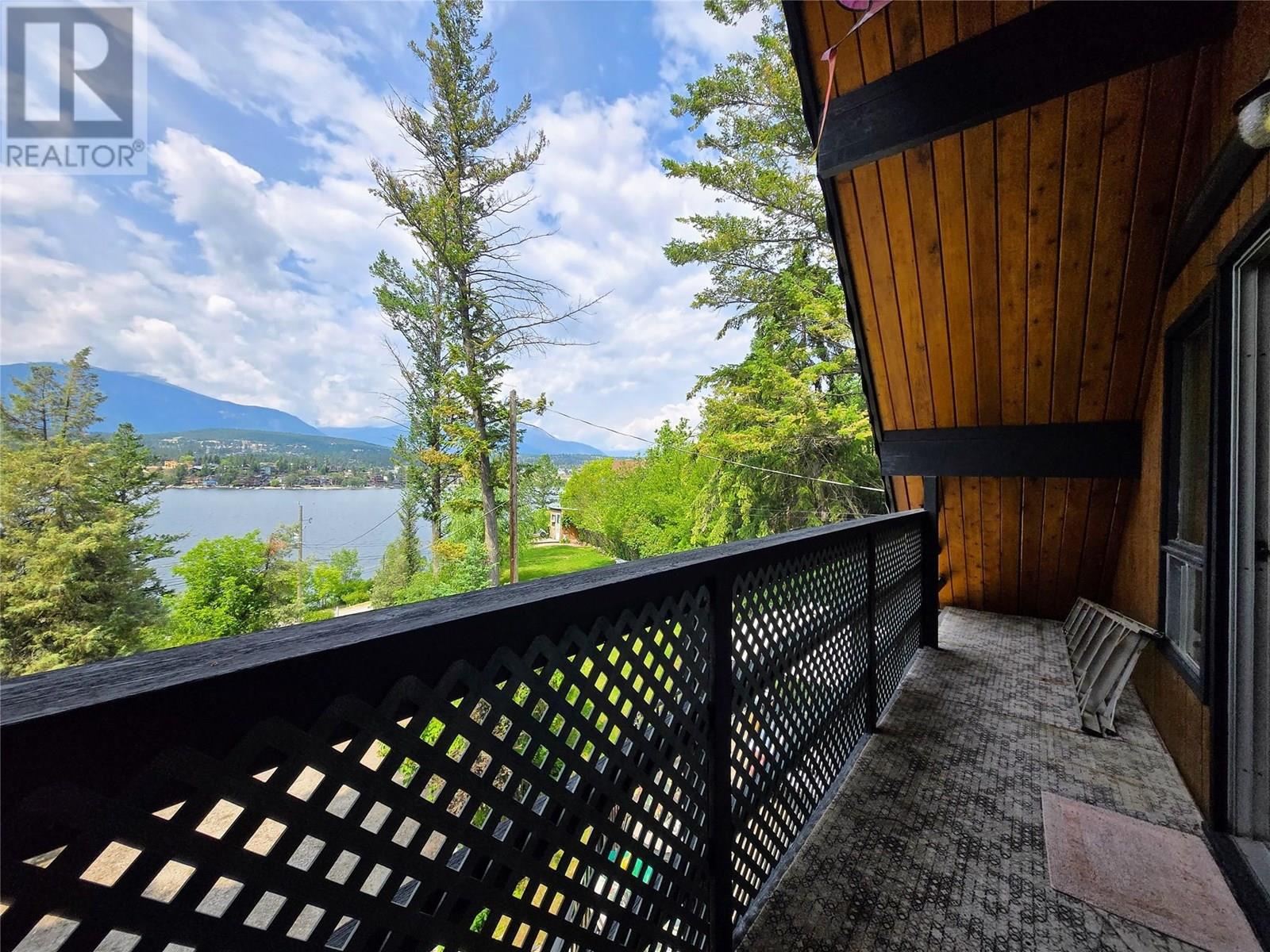 782 Lakeview Road, Invermere