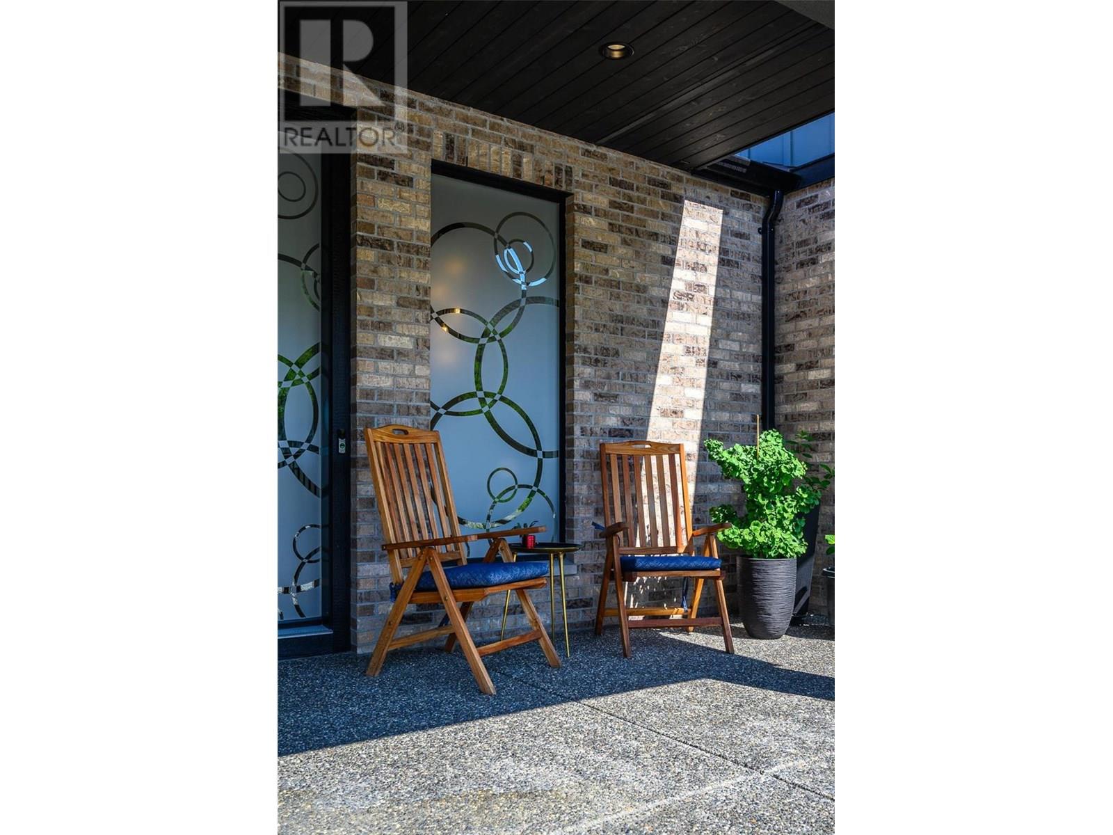  257 Ashcroft Court, Vernon