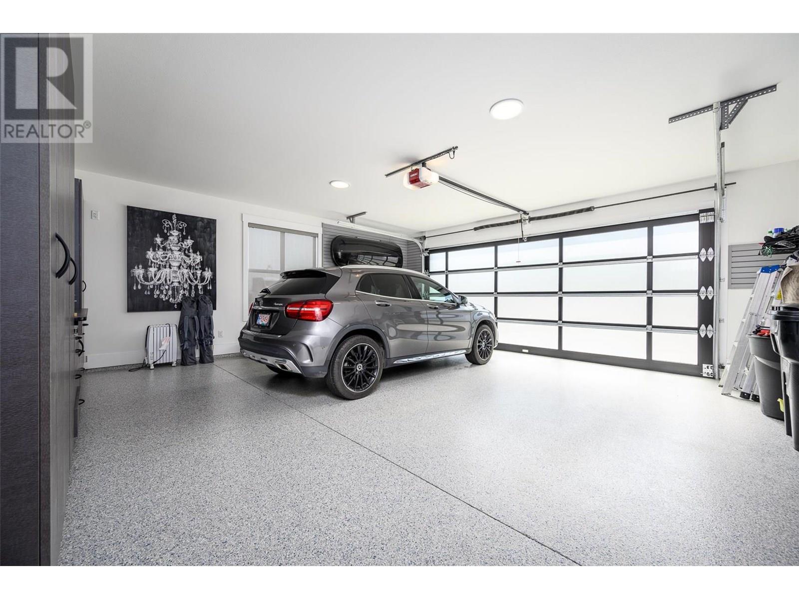 257 Ashcroft Court, Vernon