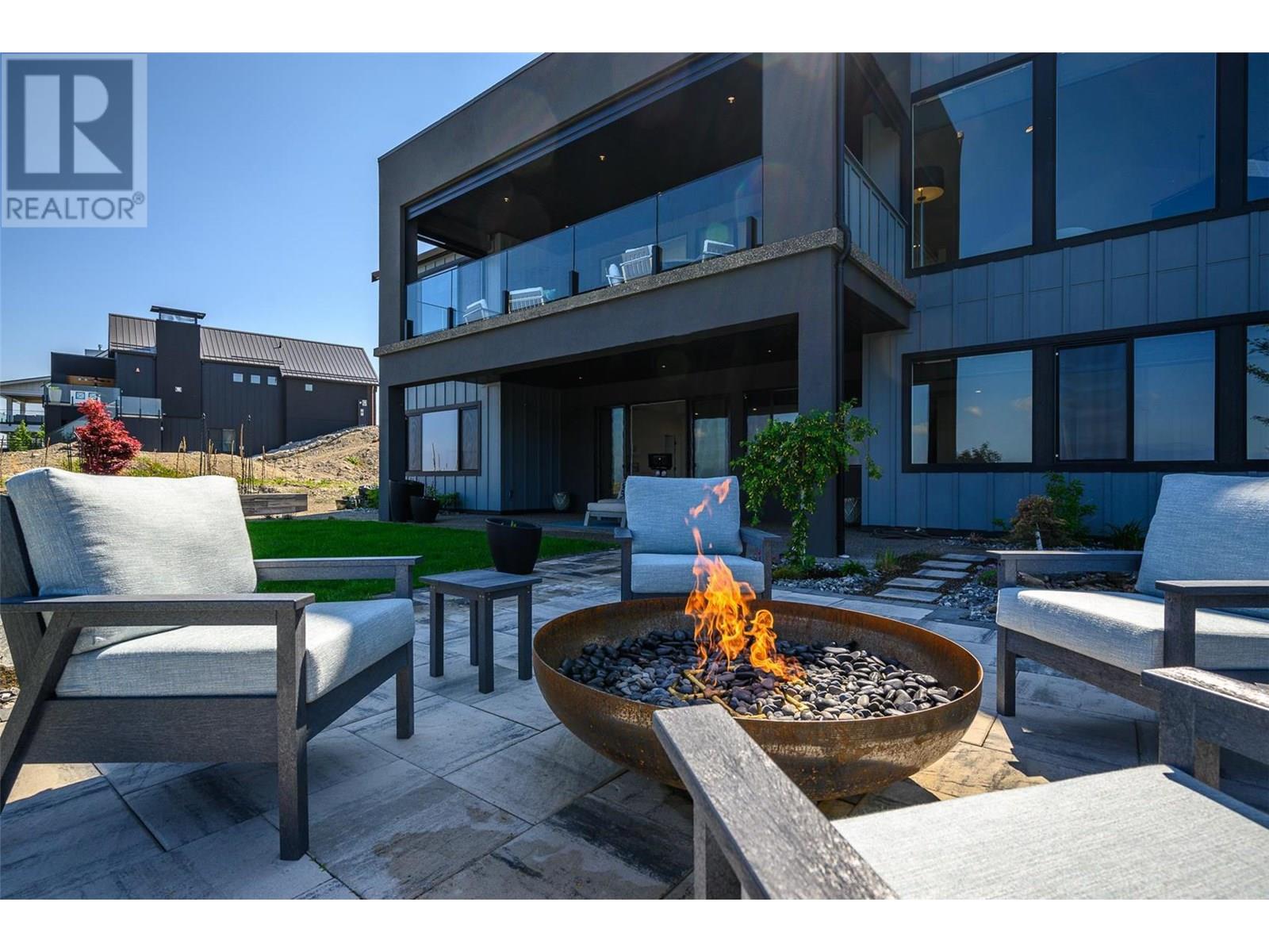  257 Ashcroft Court, Vernon