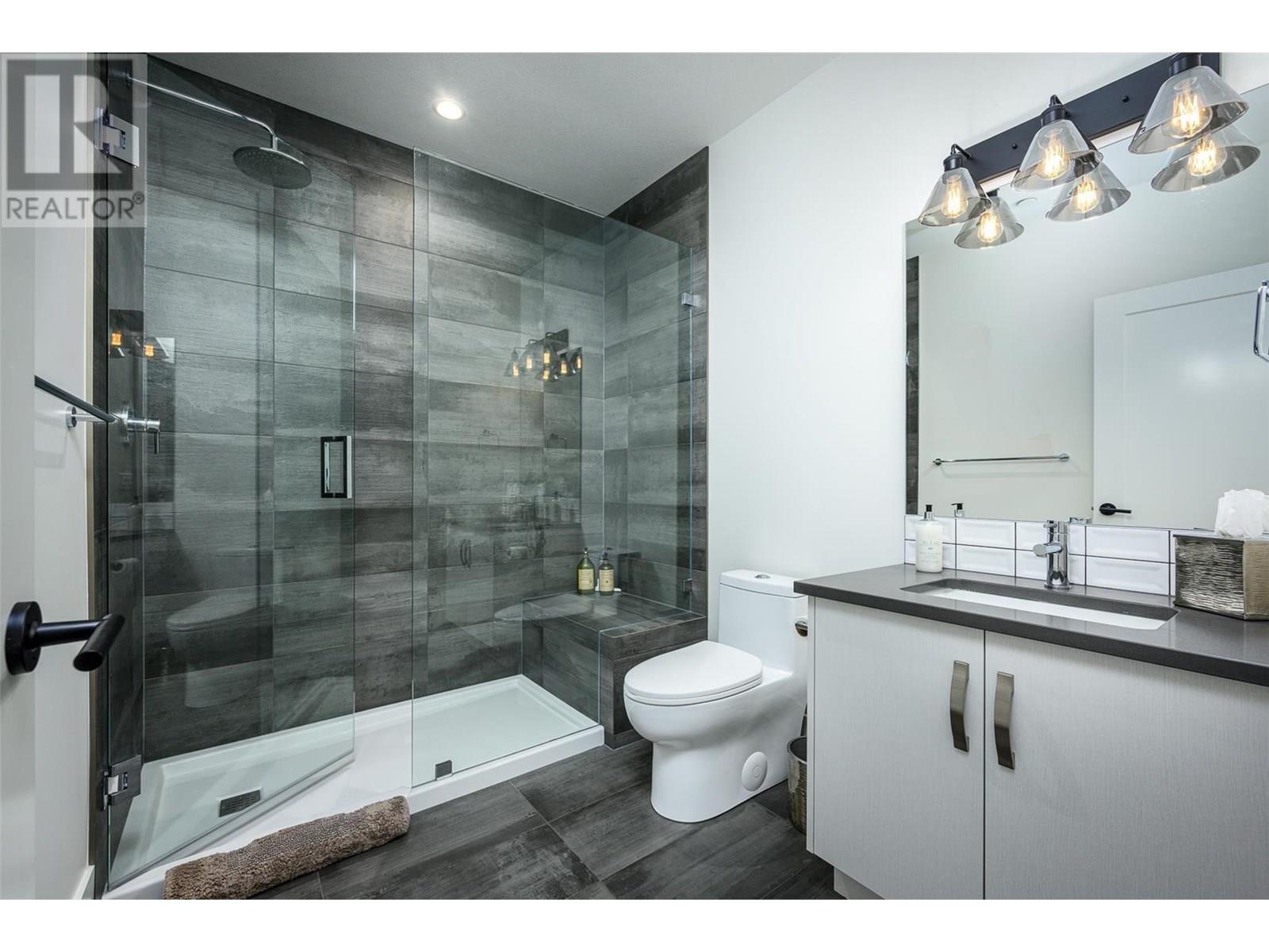  257 Ashcroft Court, Vernon