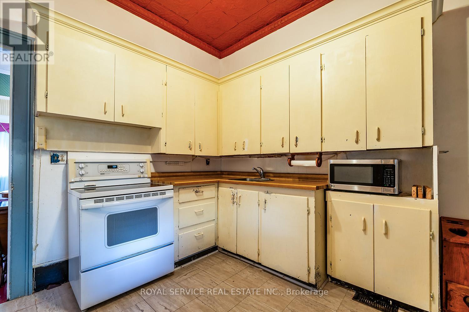 Photo 20 of 129 North Street, Clarington ON