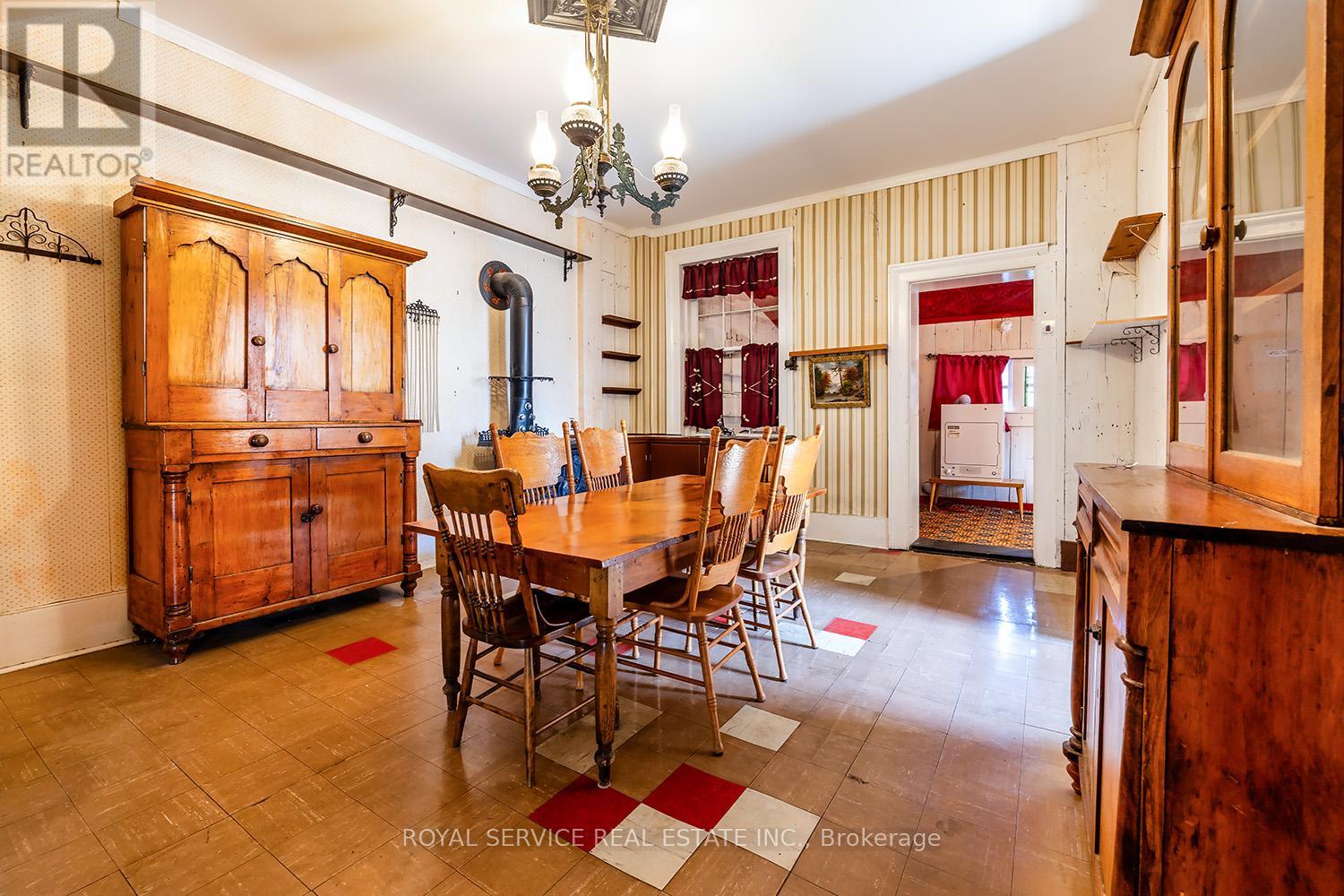 Photo 36 of 129 North Street, Clarington ON