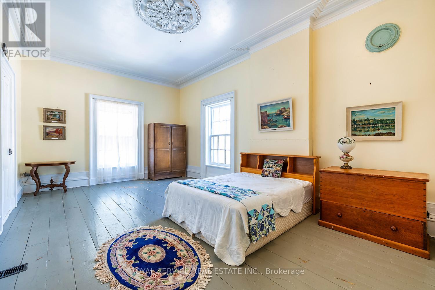 Photo 24 of 129 North Street, Clarington ON