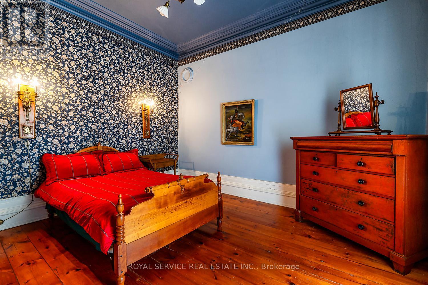 Photo 14 of 129 North Street, Clarington ON