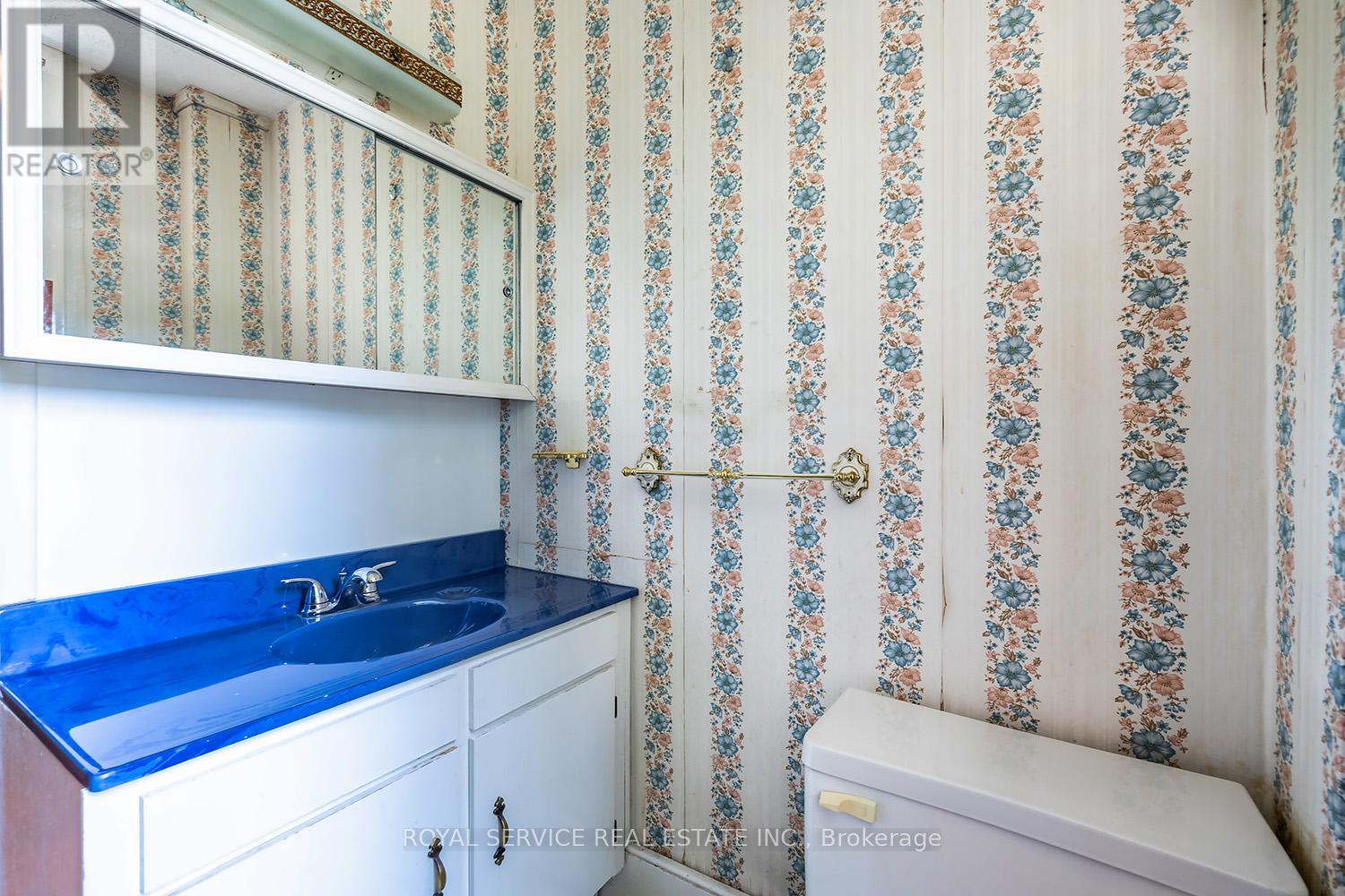 Photo 18 of 129 North Street, Clarington ON