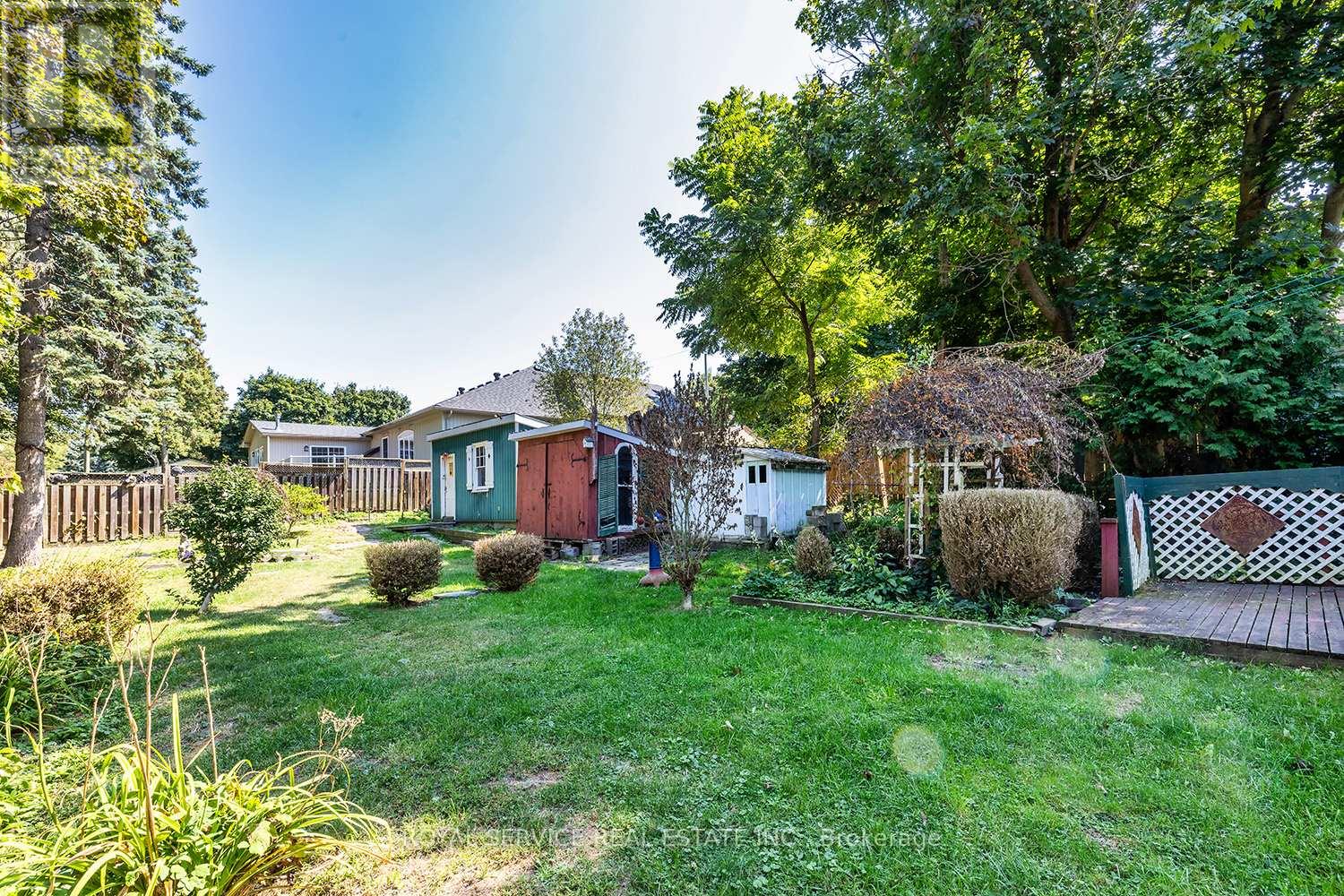 Photo 22 of 129 North Street, Clarington ON