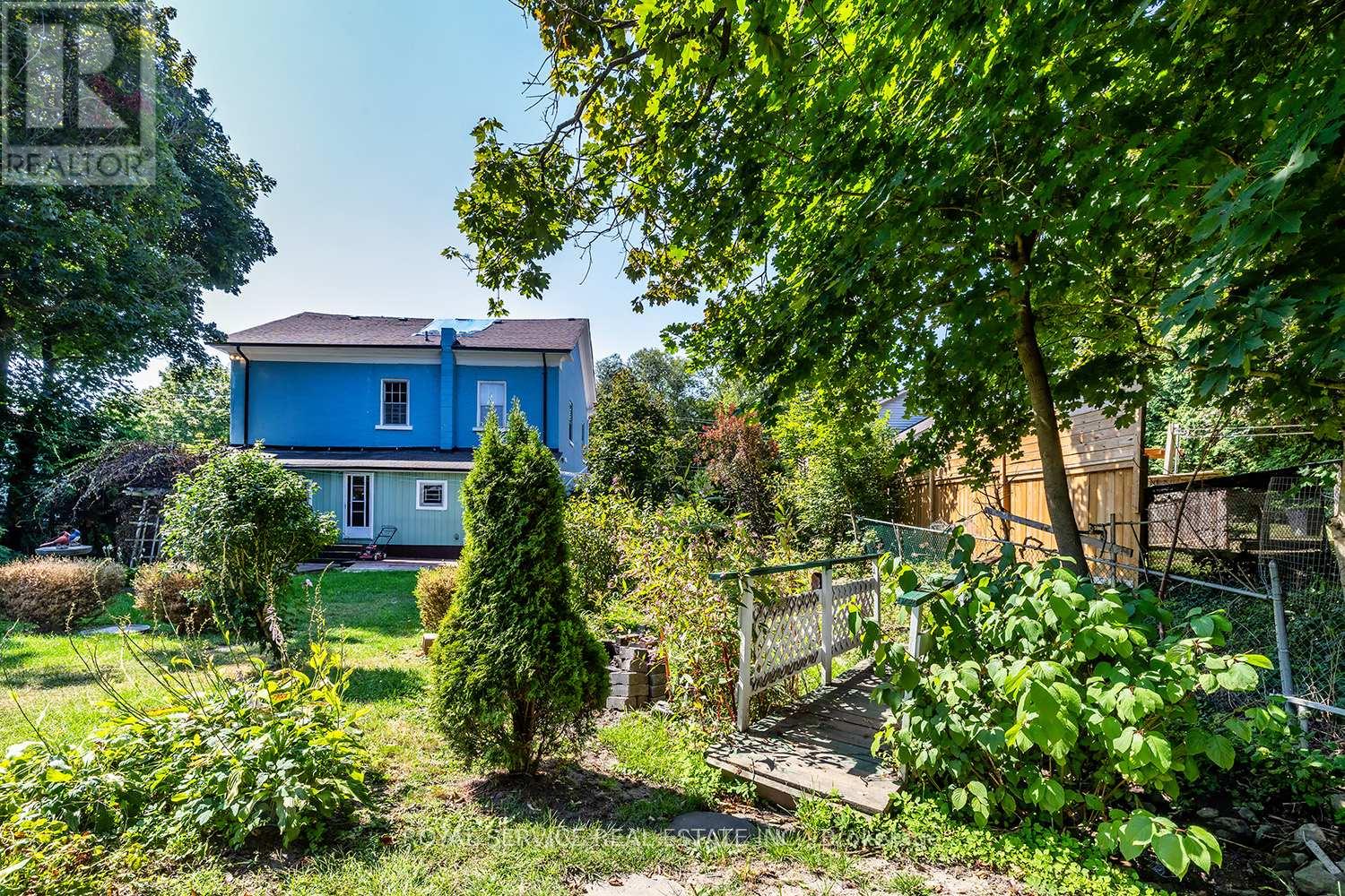 Photo 19 of 129 North Street, Clarington ON