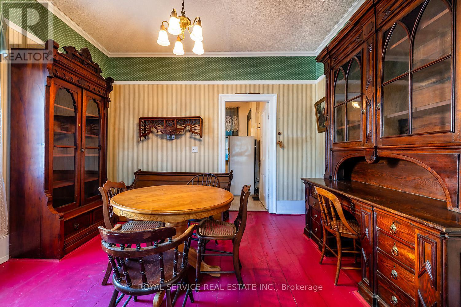 Photo 11 of 129 North Street, Clarington ON