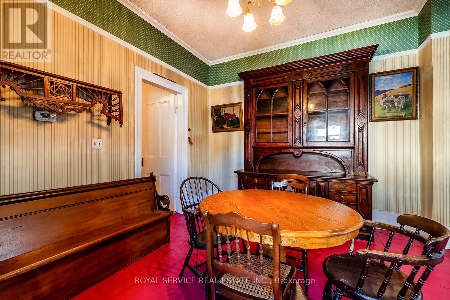 Photo 4 of 129 North Street, Clarington ON