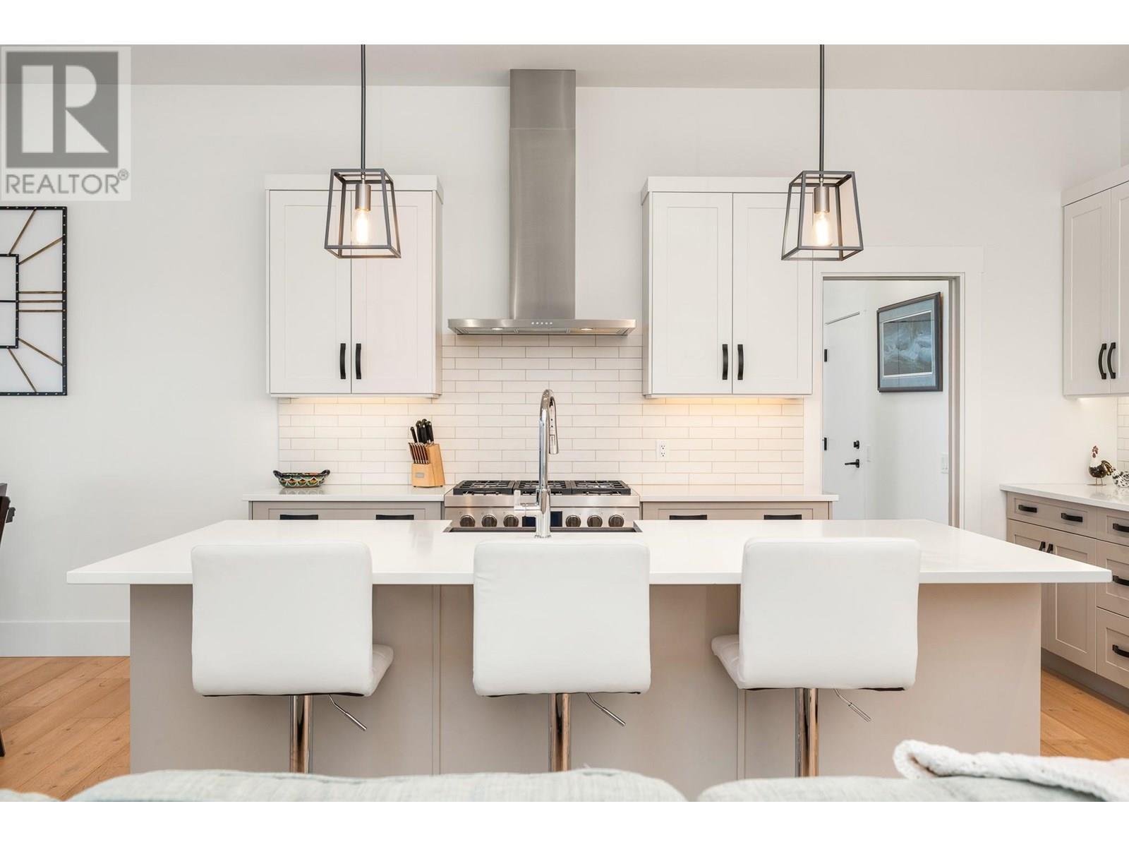  253 Ashcroft Court, Vernon