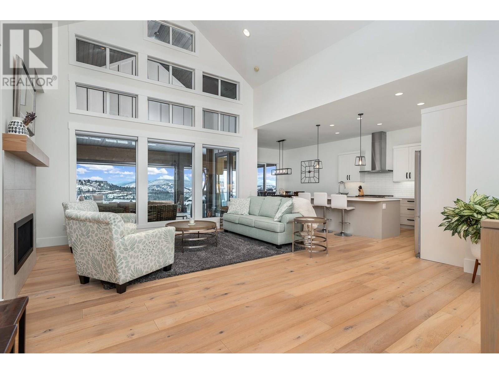  253 Ashcroft Court, Vernon